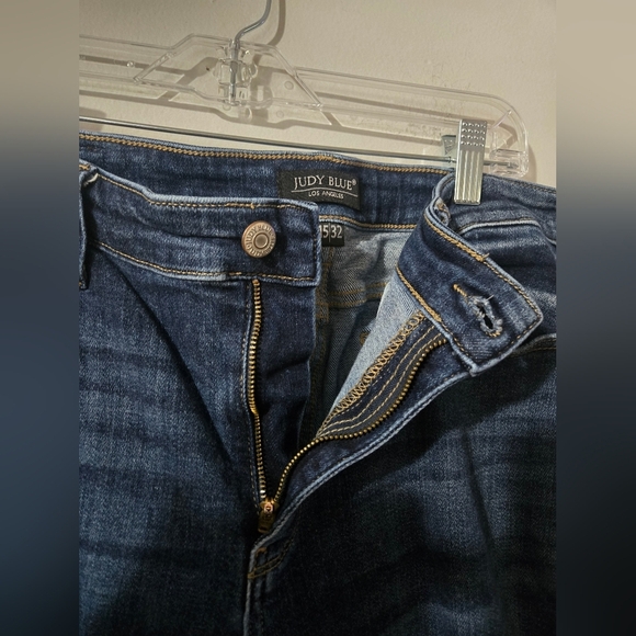 Judy Blue Jeans Women's 15/32 Blue Boyfriend Fit Medium Wash Faded Tapered Denim - Picture 5 of 8